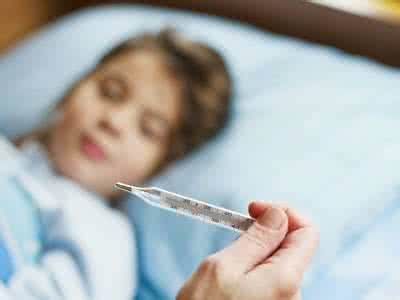 忽视所有抗异常 反复发烧是怎么回事 千万别忽视这异常表现