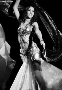 学习肚皮舞对女人的好处有哪些？