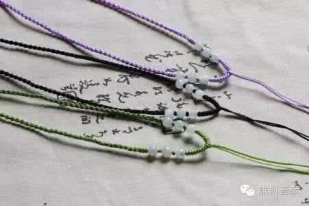 翡翠挂件怎么搭配挂绳 翡翠挂件怎么搭配挂绳 教你如何将翡翠挂件与挂绳系结