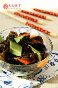 凉拌黄瓜木耳的做法 排毒养颜的凉拌黄瓜木耳的做法