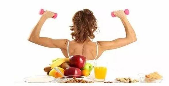 胖瘦对比照激励减肥图 夏季减肥的最大阻碍 饮食仍是胖瘦的最关键