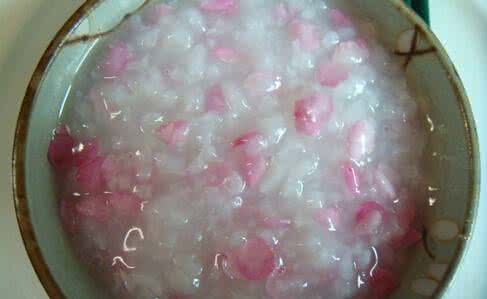 梅核气的症状和治疗 梅核气的症状和治疗 梅核气的治疗 梅核气的症状有哪些