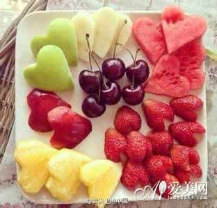 坐月子产妇吃什么水果 产妇水果大餐 坐月子必吃这4种水果