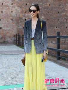 穿什么颜色的衣服显白 秋天穿什么颜色衣服显白