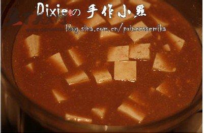 自制虾酱的做法 怎么用虾酱自制臭豆腐