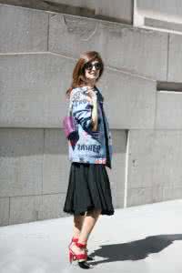 牛仔外套搭配 牛仔外套搭配什么好 春季高颜值裙裤穿搭