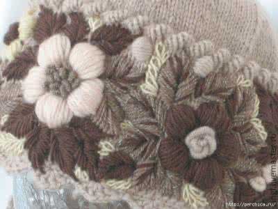 钩编双色鱼灵花小包 双色立体钩编花样(实心花样)