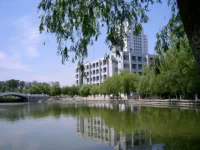 燕山大学校园风景 燕山大学 校园风景