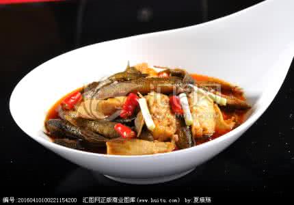泥鳅烧豆腐的红烧做法 泥鳅烧豆腐