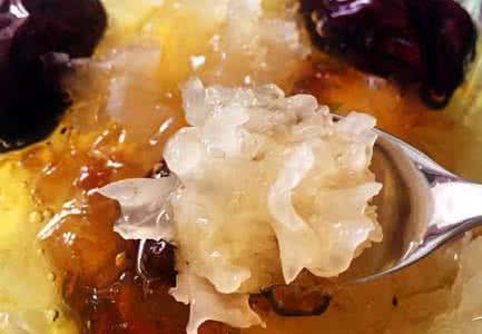 平民燕窝 胜过燕窝，秒杀鹿茸的平民食物！每天吃:血管越来越好，人越来越年轻