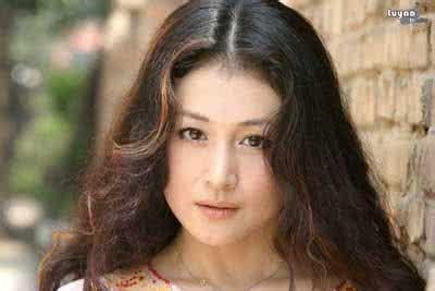 乡村爱情谢大脚扮演者 【谢大脚扮演者】《乡村爱情7》谢大脚成寡妇谢大脚是谁演的？_谢大脚扮演者