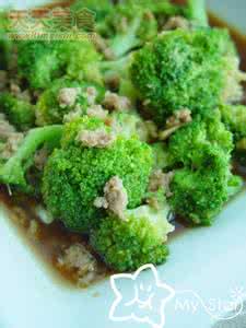 西兰花榨汁的做法 肉汁西兰花的做法