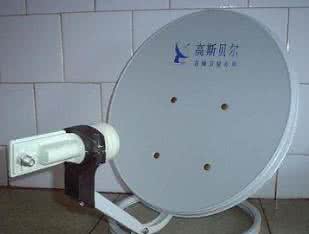 小锅卫星天线接收器 小锅卫星天线可以接三个电视吗？