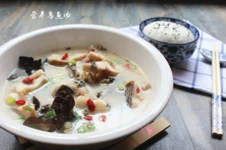 黑鱼汤的功效与作用 黑鱼汤的功效与作用 黑鱼汤的食补功效你想不到！