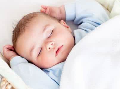 宝宝睡觉不安稳 宝宝睡觉不安稳的表现
