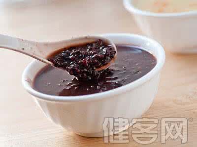 首荐枇杷美味的诗 热荐黑米五大美味食疗方