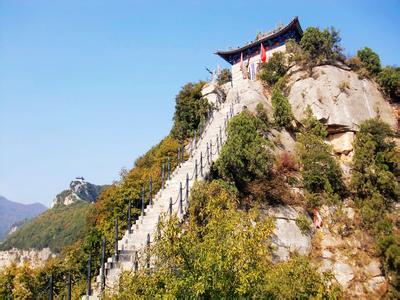 云丘山旅游风景区 景观神奇--云丘山 （旅游览胜）