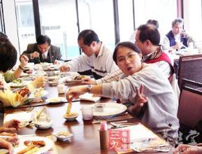 合理膳食的重要性 国庆节聚餐 要注意合理膳食