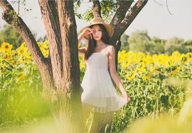 善良的人才会快乐 善良的女人才会有真正的家庭