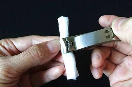 剪指甲的正确方法 指甲原来得这样剪,以前都用错方法了!