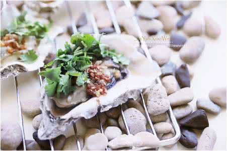 海鲜 大蒜 美味极致充满新意的海鲜料理『蒜香烤生蚝』