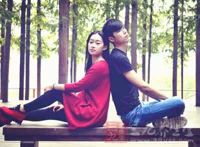 皇帝独宠一人的宠文肉 女人做这事让男人独宠她一人