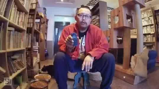 史航 猫 史航黑镜第一日心愿清单：与猫尿作战，去邮局给远方的女孩邮书