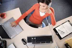 个人办公桌必备物品 心理 办公桌有这物的人必定会出轨