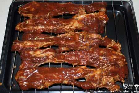 叉烧肉炒蒜苗 酱香蒜香甜香交织的广东招牌菜——叉烧肉
