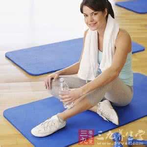 在家里怎么健身 居家健身 小招数让你懒在家里也健身