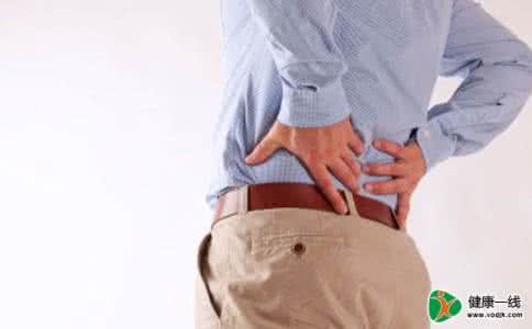 男人腰痛治疗方法 男人腰酸的原因和治疗办法
