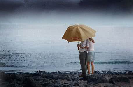 爱情就像去海边捡贝壳 爱情就像拾贝壳