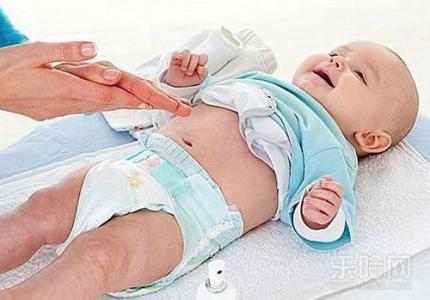 纸尿裤怎么穿视频 纸尿裤怎么穿