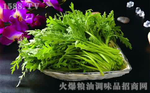 孕妇能吃茼蒿吗 孕妇能吃茼蒿吗?孕妇吃茼蒿有什么好处