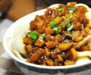 土豆炸酱面的酱怎么做 土豆炸酱面