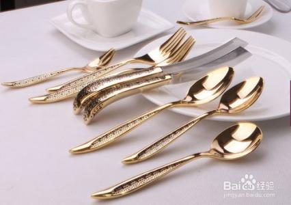 金属光泽 用久的金属餐具如何重现光泽