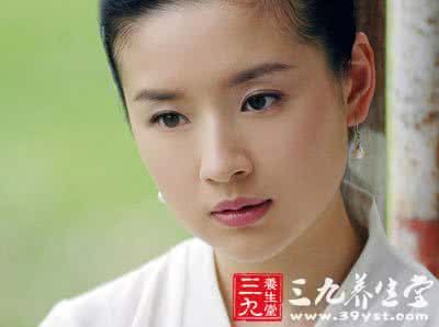 董洁潘粤明离婚真相 潘粤明董洁未离婚 董洁教亲近自然保养法