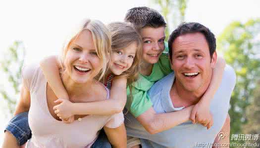 十大杰出青年事迹材料 杰出父母只做三件事，值得所有家长来参考！！