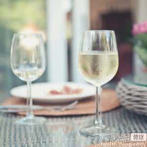 白葡萄酒怎么喝最好 最好的白葡萄酒 白葡萄酒怎么喝最好