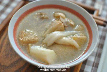 坐月子可以吃青菜吗 做月子可以吃鱼胶吗?