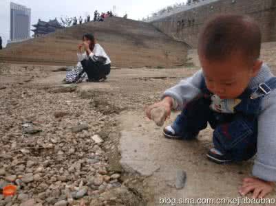 慢性缺水 缺水很可怕 你会患上“慢性缺水症”吗