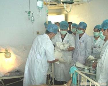 烧伤疤痕的治疗方法 烧伤治疗 烧伤的三大治疗方法