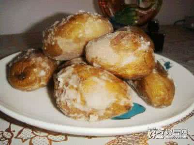 盐焗烤土豆 盐焗土豆