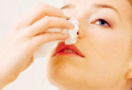 酸辣藕丁 夏季流鼻血 吃什锦酸辣藕丁夏季不流鼻血