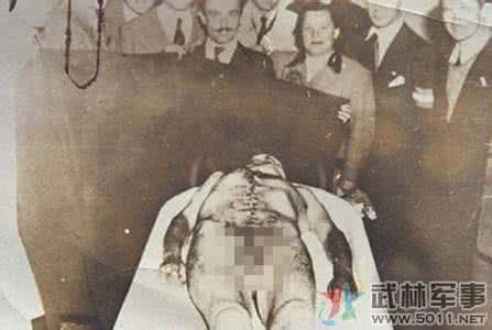 墨索里尼 法西斯主义创始人墨索里尼遗体照 豪