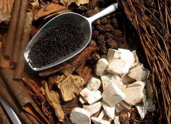 慢性咽炎怎么除根 慢性咽炎除根只需两味药！老中医行医30年总结的秘方 一点资讯