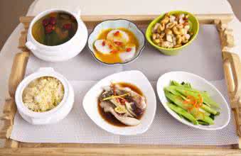 月子餐30天食谱完整版 月子餐30天食谱 月子餐食谱参考(精编版)
