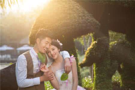 真正懂你的人的句子 真正懂你的人，不会远离，无求的分担着你的一切。