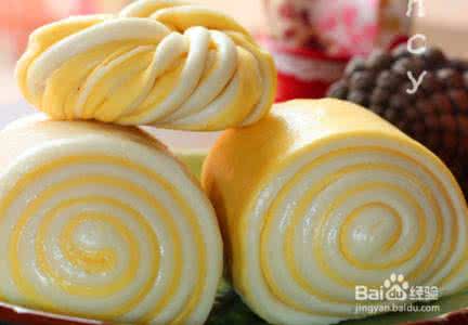 南瓜双色花卷馒头 红豆沙花卷 南瓜红豆沙花卷馒头，排毒养颜，做法简单，老公孩子都爱吃！