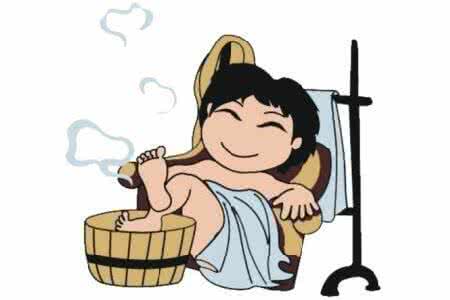 泡脚是养生，还是慢性自杀？天气日渐转热，这个脚到底要不要泡？
